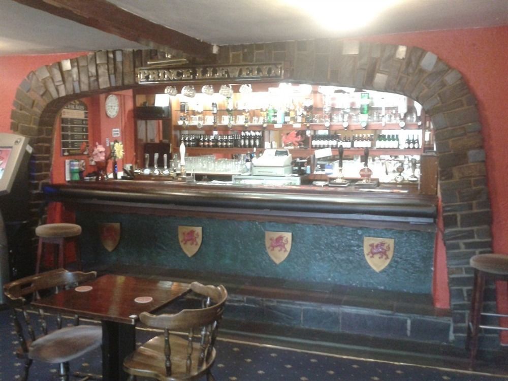 Prince Llewelyn Hotel Beddgelert Exterior photo